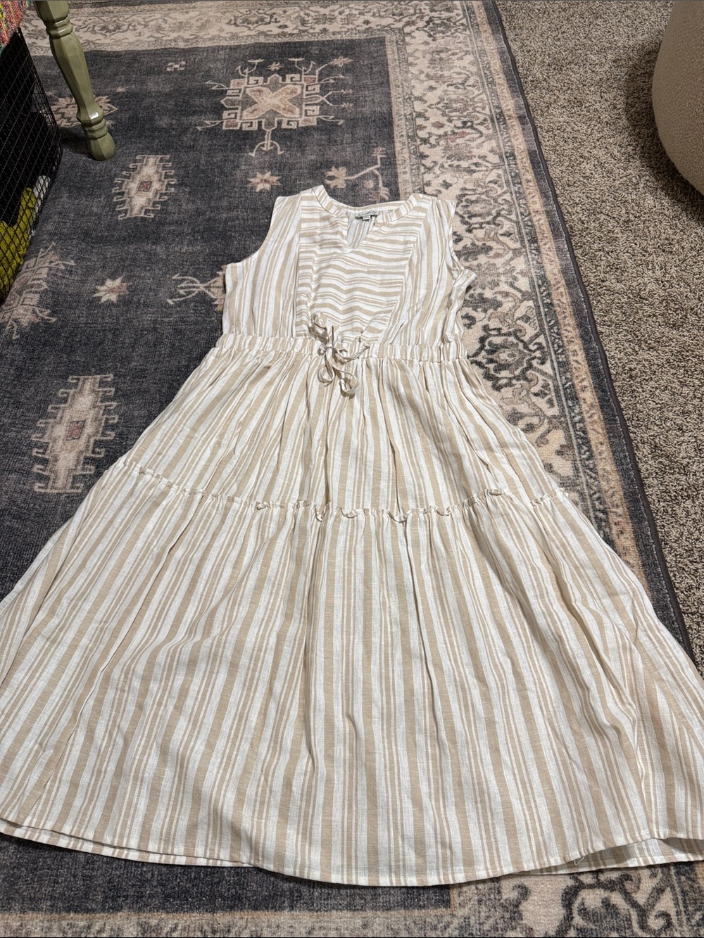Wonderly Beige and White Striped Sleeveless Maxi Dress